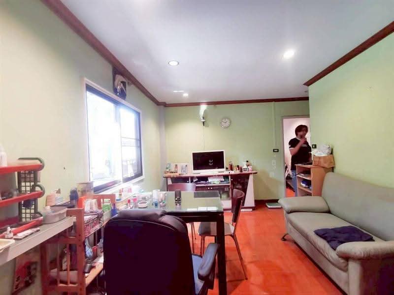บ้านเดี่ยว 2 ชั้น 200 ตร.ว. บ้านเดี่ยว + โกดัง ใกล้กรมสรรพากร ซอยติวานนท์-ปากเกร็ด28, นนทบุรี, ถนนติวานนท์, บางพูด, ปากเกร็ด, นนทบุรี, 740 ตร.ม., โกดัง-โรงงาน ขาย, โดย คุณ ชนะพันธุ์ แก้วศรีพจน์ (ต่อ), 500623119 - DDproperty.com