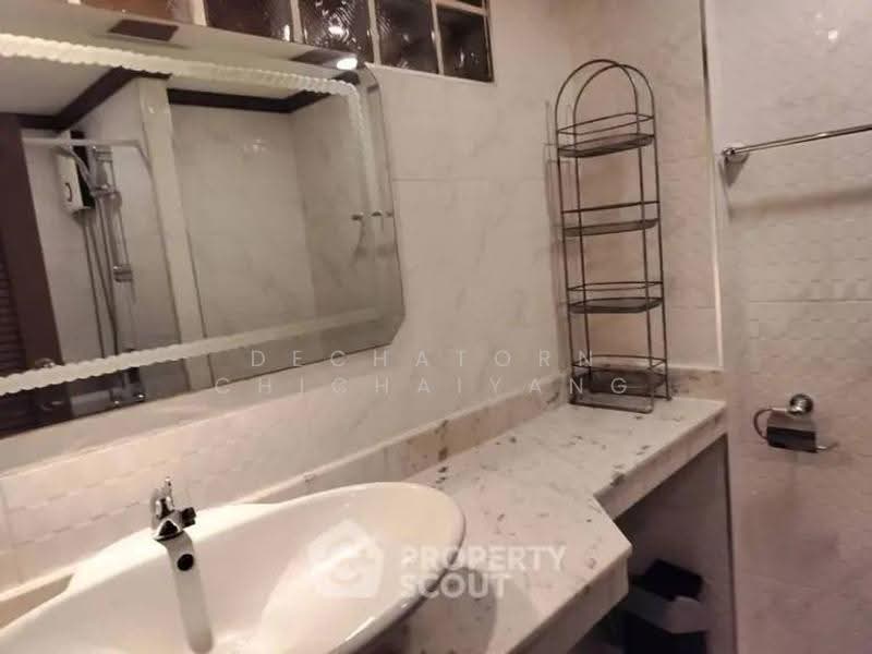 Saranjai Mansion, Bangkok, Soi Sukhumvit 6, Khlong Toei, Bangkok, 1 Bedroom, 34 sqm, Condo For Rent, by Dechatorn Chichaiyang, 500623146 - DDproperty.com