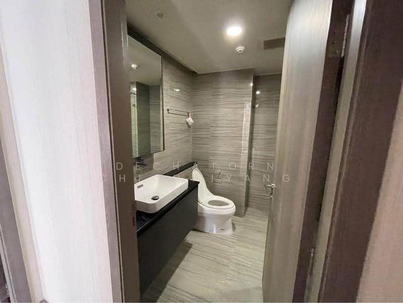 Klass Sarasin-Rajdamri, Bangkok, 229 Sarasin Road, Lumphini, Pathum Wan, Bangkok, 2 Bedrooms, 82 sqm, Condo For Rent, by Dechatorn Chichaiyang, 500623162 - DDproperty.com
