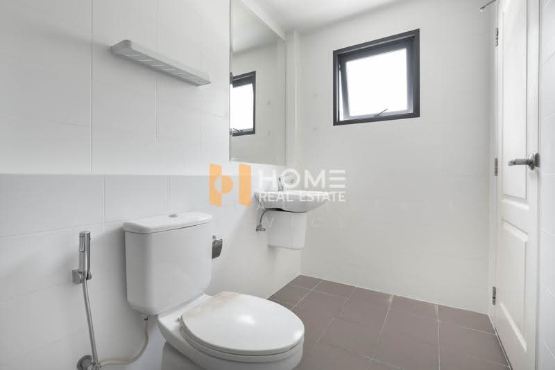 Centro Ratchaphruek-Suanphak 3, Nonthaburi, Bangkruai Jongtanom, Bang Kruai, Nonthaburi, 4 Bedrooms, 252 sqm, Single Detached House For Rent, by HOME Real Estate Service, 500623229 - DDproperty.com