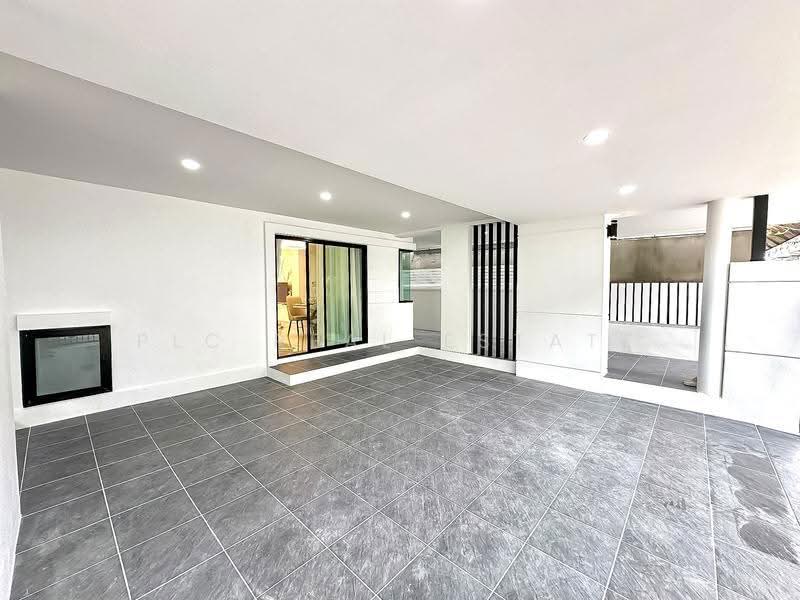 Modern 3 Bed House for Sale Siam Country Club East Pattaya, Chon Buri (Pattaya), Nong Pru, Bang Lamung (Pattaya), Chon Buri (Pattaya), 3 Bedrooms, 152 sqm, Single Detached House For Sale, by PLC Real Estate, 500623235 - DDproperty.com