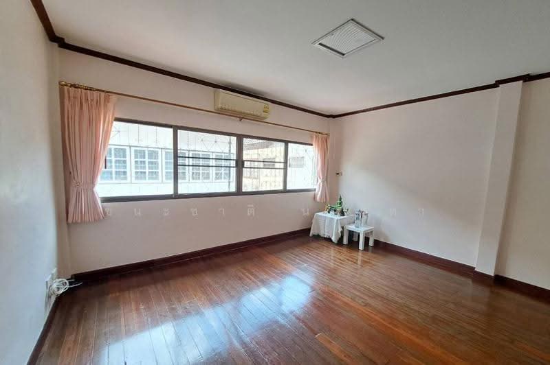 หมู่บ้านฉัตรแก้ว ถนนแฮปปี้แลนด์, กรุงเทพ, คลองจั่น, บางกะปิ, กรุงเทพ, 96 ตร.ม., ทาวน์เฮ้าส์ ขาย, โดย ชนะชาติ นนท์ตา, 500623283 - DDproperty.com