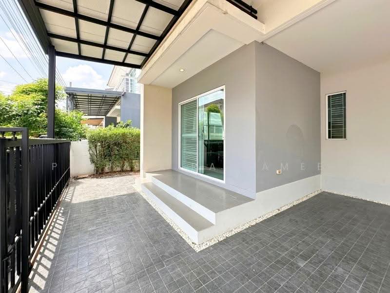 The Cluster Ville 4 Ratchaphruek-Sirinthorn, Nonthaburi, Bang Kruai-Chong Thanom Road, Mahasawat, Bang Kruai, Nonthaburi, 3 Bedrooms, 150 sqm, Semi-Detached House (Twin House) For Sale, by Punpapa Rassamee, 500623300 - DDproperty.com