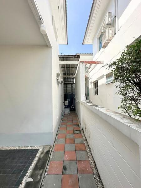 The Cluster Ville 4 Ratchaphruek-Sirinthorn, Nonthaburi, Bang Kruai-Chong Thanom Road, Mahasawat, Bang Kruai, Nonthaburi, 3 Bedrooms, 150 sqm, Semi-Detached House (Twin House) For Sale, by Punpapa Rassamee, 500623300 - DDproperty.com