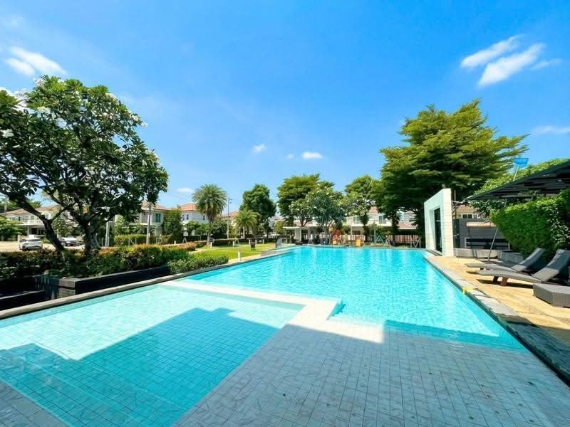 The Cluster Ville 4 Ratchaphruek-Sirinthorn, Nonthaburi, Bang Kruai-Chong Thanom Road, Mahasawat, Bang Kruai, Nonthaburi, 3 Bedrooms, 150 sqm, Semi-Detached House (Twin House) For Sale, by Punpapa Rassamee, 500623300 - DDproperty.com