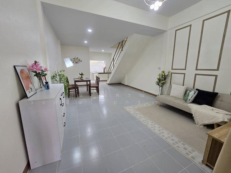 Baan Thanyaphuek Suwinthawong 11, Bangkok, Soi Phdungphan 11, Suwinthawong Road, Nong Chok, Bangkok, 2 Bedrooms, 80 sqm, Townhouse For Sale, by นภัสศรณ์ วงศ์สินไทยกร (นันท์), 500623338 - DDproperty.com