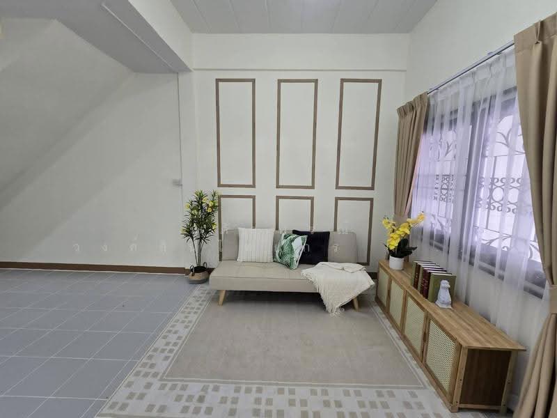 Baan Thanyaphuek Suwinthawong 11, Bangkok, Soi Phdungphan 11, Suwinthawong Road, Nong Chok, Bangkok, 2 Bedrooms, 80 sqm, Townhouse For Sale, by นภัสศรณ์ วงศ์สินไทยกร (นันท์), 500623338 - DDproperty.com