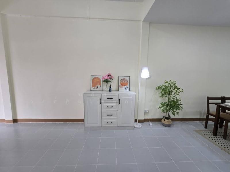 Baan Thanyaphuek Suwinthawong 11, Bangkok, Soi Phdungphan 11, Suwinthawong Road, Nong Chok, Bangkok, 2 Bedrooms, 80 sqm, Townhouse For Sale, by นภัสศรณ์ วงศ์สินไทยกร (นันท์), 500623338 - DDproperty.com