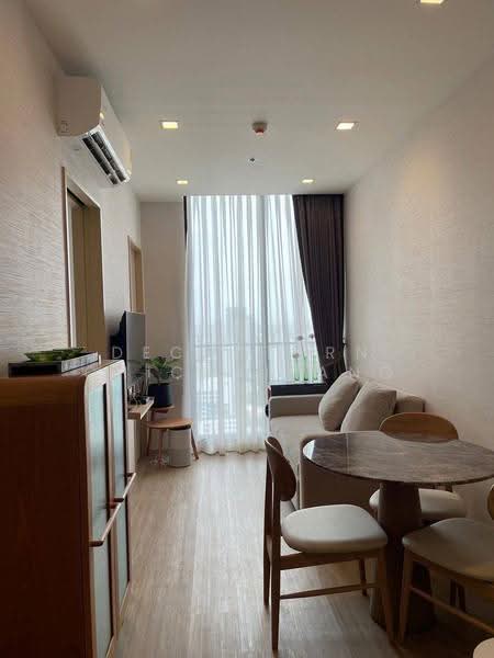 Noble State 39, Bangkok, 35 Soi Sukhumvit 39, Khlong Tan Nua, Watthana, Bangkok, 1 Bedroom, 35 sqm, Condo For Rent, by Dechatorn Chichaiyang, 500623376 - DDproperty.com