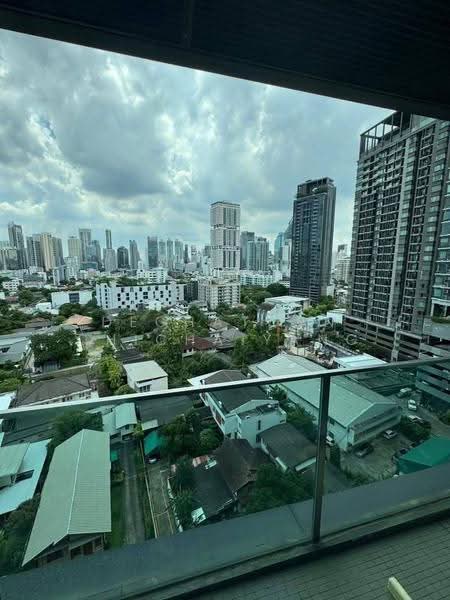 Noble Remix 2 Thonglor, Bangkok, 776 Soi Sukhumvit 36 Sukhumvit Road, Khong Tan, Khlong Toei, Bangkok, 1 Bedroom, 47 sqm, Condo For Rent, by Dechatorn Chichaiyang, 500623391 - DDproperty.com