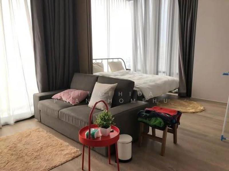 ASHTON Silom, Bangkok, 166 Silom Road, Bang Rak, Bangkok, 1 Bedroom, 50 sqm, Condo For Rent, by Piyathida Phanchomphu, 500623435 - DDproperty.com