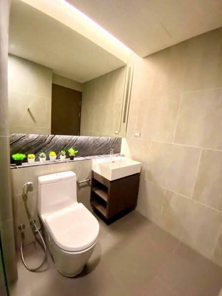 The Lumpini 24, Bangkok, Sukhumvit 24 Road, Khong Tan, Khlong Toei, Bangkok, 1 Bedroom, 30 sqm, Condo For Rent, by Dechatorn Chichaiyang, 500623436 - DDproperty.com