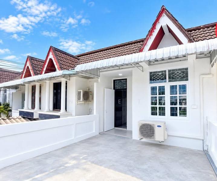 BAAN YU CHAROEN LAT PHRAO 101, Bangkok, Khlong Chaokhun Sing, Wang Thonglang, Bangkok, 2 Bedrooms, 136 sqm, Townhouse For Sale, by NR AGENT, 500623518 - DDproperty.com