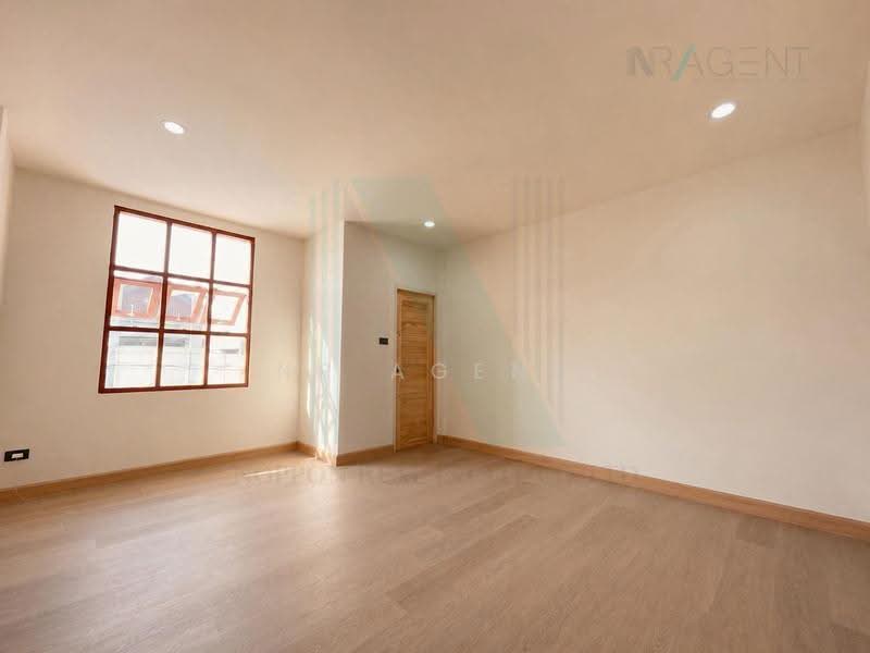 BAAN YU CHAROEN LAT PHRAO 101, Bangkok, Khlong Chaokhun Sing, Wang Thonglang, Bangkok, 1 Bedroom, 130 sqm, Townhouse For Sale, by NR AGENT, 500623526 - DDproperty.com