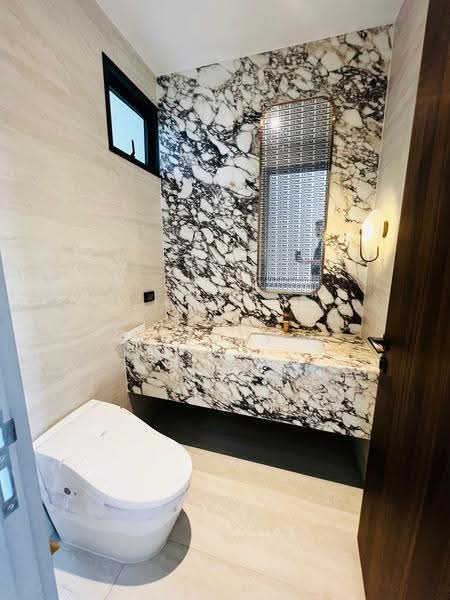 BuGaan Krungthep Kreetha, Bangkok, 109 15 Soi Krungthep Kreetha, Hua Mak, Bang Kapi, Bangkok, 4 Bedrooms, 430 sqm, Single Detached House For Rent, by NTG Property House Co.,Ltd., 500623584 - DDproperty.com