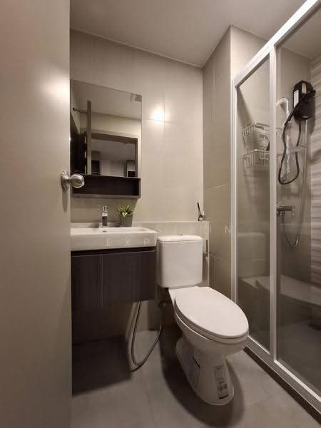Aspire Sukhumvit-Rama 4, Bangkok, 4404 Rama 4 Road, Phra Kanong, Khlong Toei, Bangkok, Studio, 27 sqm, Condo For Rent, by Rosesirin Expert, 500623657 - DDproperty.com