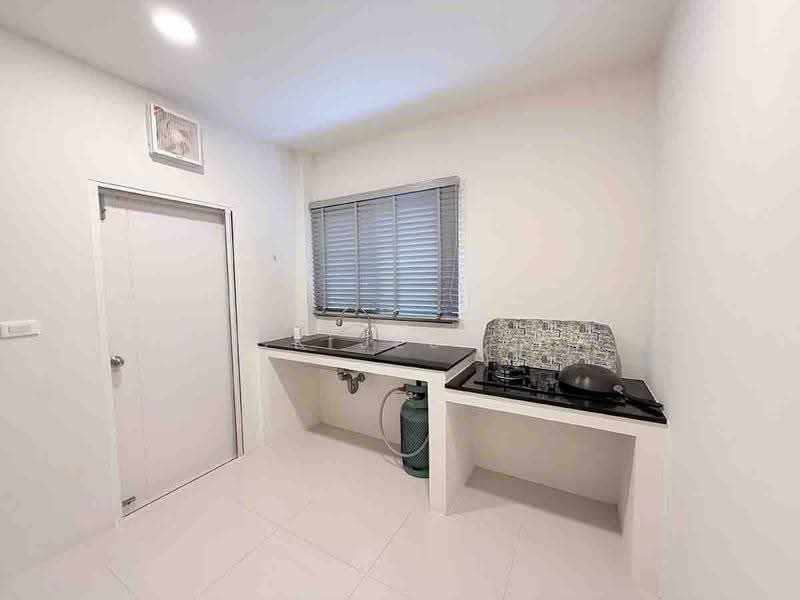 Centro Bangna, Samut Prakan, 111 Soi 3, Bang Kaeo, Bang Plee, Samut Prakan, 3 Bedrooms, 164 sqm, Single Detached House For Sale, by Zack Jessada, 500623683 - DDproperty.com
