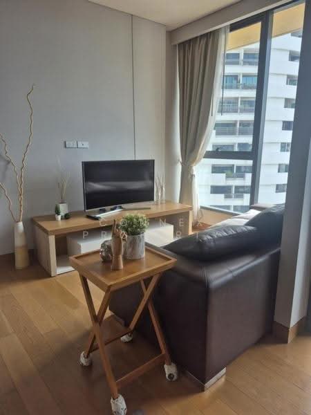The Lumpini 24, Bangkok, Sukhumvit 24 Road, Khong Tan, Khlong Toei, Bangkok, 1 Bedroom, 38 sqm, Condo For Rent, by Connex Property, 500623723 - DDproperty.com
