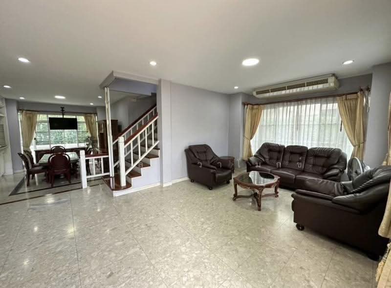 Nantawan Suanluang Rama 9, Bangkok, Chaloem Phra Kiat Rama 9, Soi 62, Dok Mai, Prawet, Bangkok, 5 Bedrooms, 300 sqm, Single Detached House For Rent, by Rattapon Sivamok, 500623809 - DDproperty.com