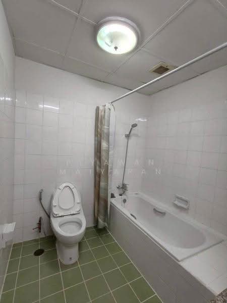 Witthayu Complex, Bangkok, 1673 New Petchaburi Road, Makkasan, Ratchathewi, Bangkok, 2 Bedrooms, 81 sqm, Condo For Rent, by Piyawan Maiyapan, 500623833 - DDproperty.com