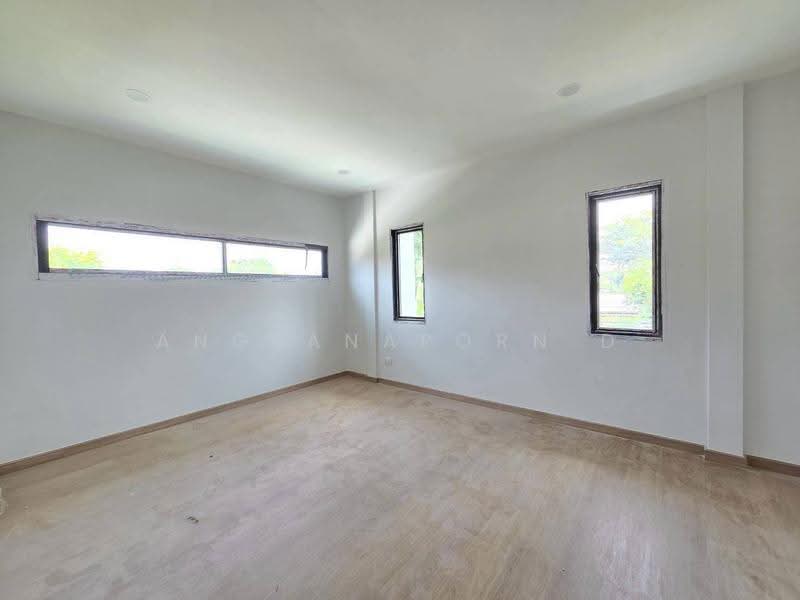 Nantawan Ramintra-Watcharaphon, Bangkok, Sukhaphiban 5 Road, Tha Rang, Bang Khen, Bangkok, 4 Bedrooms, 150 sqm, Single Detached House For Sale, by Angsanaporn D, 500623841 - DDproperty.com