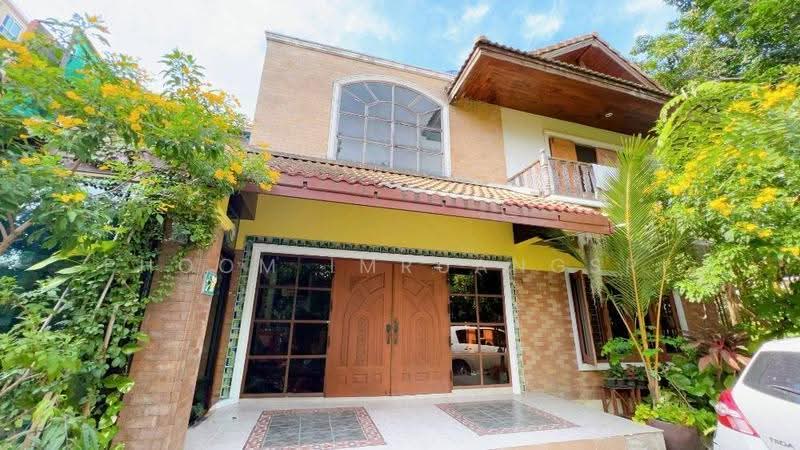 4-BR House, Bangkok, Bang Chak, Phra Khanong, Bangkok, 4 Bedrooms, 650 sqm, Single Detached House For Sale, by Phoom Imruangsri, 500623846 - DDproperty.com