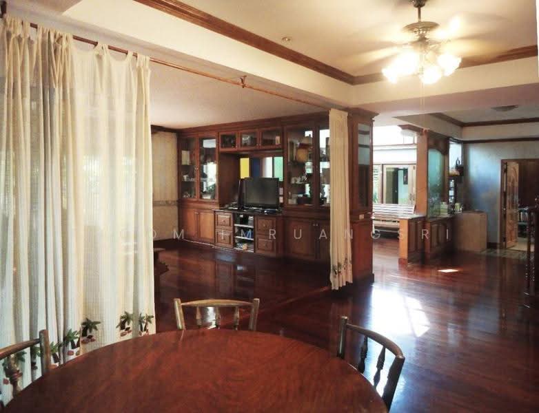 4-BR House, Bangkok, Bang Chak, Phra Khanong, Bangkok, 4 Bedrooms, 650 sqm, Single Detached House For Sale, by Phoom Imruangsri, 500623846 - DDproperty.com