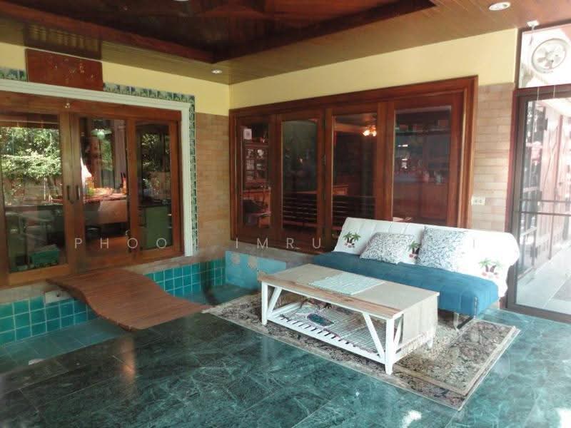 4-BR House, Bangkok, Bang Chak, Phra Khanong, Bangkok, 4 Bedrooms, 650 sqm, Single Detached House For Sale, by Phoom Imruangsri, 500623846 - DDproperty.com