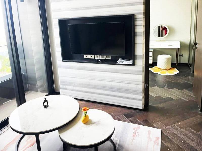 The Esse Sukhumvit 36, Bangkok, Soi Sukhumvit 36, Sukhumvit Road, Phra Kanong, Khlong Toei, Bangkok, 1 Bedroom, 38 sqm, Condo For Rent, by Piyawan Maiyapan, 500623899 - DDproperty.com