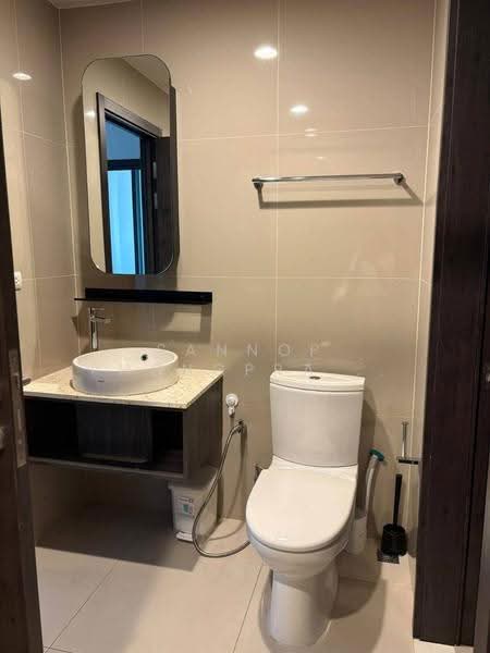 XT Huaikhwang, Bangkok, 244 Ratchadaphisek Road, Huai Khwang, Bangkok, 1 Bedroom, 34 sqm, Condo For Rent, by Sannop Phongpraphan, 500623918 - DDproperty.com