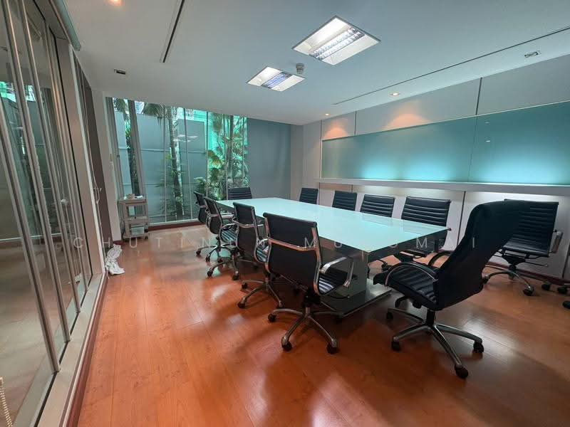 Four-Storey Property For Sale in Sukhumvit 20 | 5 min Walk to Emsphere, กรุงเทพ, Sukhumvit 20, คลองเตย, กรุงเทพ, 1,000 ตร.ม., ตึกแถว-อาคารพาณิชย์ ขาย, โดย Chutinun Mungmai, 500623951 - DDproperty.com