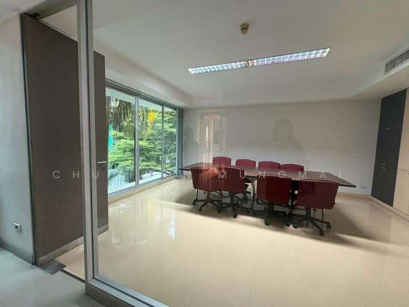 Four-Storey Property For Sale in Sukhumvit 20 | 5 min Walk to Emsphere, Bangkok, Sukhumvit 20, Khlong Toei, Bangkok, , 1,000 sqm, Shophouse For Sale, by Chutinun Mungmai, 500623951 - DDproperty.com