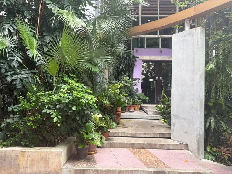 Four-Storey Property For Sale in Sukhumvit 20 | 5 min Walk to Emsphere, กรุงเทพ, Sukhumvit 20, คลองเตย, กรุงเทพ, 1,000 ตร.ม., ตึกแถว-อาคารพาณิชย์ ขาย, โดย Chutinun Mungmai, 500623951 - DDproperty.com