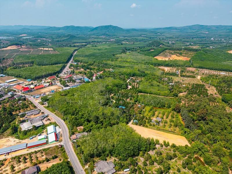 Land for sale in Samnak Thong: 2 rai, already filled, adjacent to a drainage ditch, Rayong, Sam Nak Thong, Muang Rayong, Rayong, , 4,752 sqm, Land For Sale, by RICHWELL INTERPLUS, 500624035 - DDproperty.com
