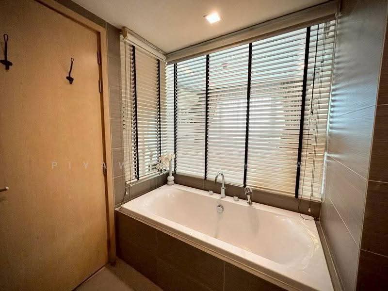 Siri At Sukhumvit : สิริ แอท สุขุมวิท, กรุงเทพ, 902 สุขุมวิท, พระโขนง, คลองเตย, กรุงเทพ, 70 ตร.ม., คอนโด ให้เช่า, โดย Piyawan Maiyapan, 500624068 - DDproperty.com