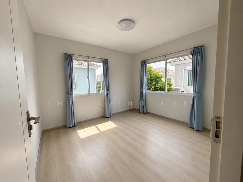 Villaggio Pinklao-Salaya, Nonthaburi, Samretpattana Road, Sala Klang, Bang Kruai, Nonthaburi, 3 Bedrooms, 125 sqm, Semi-Detached House (Twin House) For Sale, by THE LIVING HUB, 500624155 - DDproperty.com