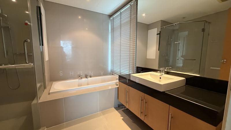 Fullerton Sukhumvit, Bangkok, Sukhumvit Road, Khlong Tan Nua, Watthana, Bangkok, 3 Bedrooms, 152 sqm, Condo For Sale, by Shinyu Real Estate, 500624231 - DDproperty.com