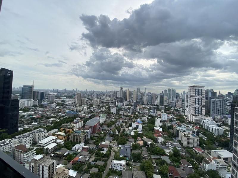 The Esse Sukhumvit 36, Bangkok, Soi Sukhumvit 36, Sukhumvit Road, Phra Kanong, Khlong Toei, Bangkok, 1 Bedroom, 43 sqm, Condo For Rent, by Yoshida Co., Ltd., 500624235 - DDproperty.com