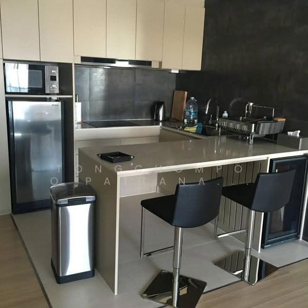 Renova Residence Chidlom, Bangkok, 1049 Soi Nai Loet, Lumphini, Pathum Wan, Bangkok, 3 Bedrooms, 141 sqm, Condo For Sale, by Tongchompoo Pattanachaiwongkoon, 500624320 - DDproperty.com