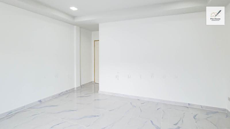 K.C. Ramintra 1, Bangkok, Hathairat Road 39, Sam Wa Tawan Tok, Khlong Sam Wa, Bangkok, 3 Bedrooms, 18 sqm, Townhouse For Sale, by เพ็ญศิริ ตุ้มเทียน, 500624329 - DDproperty.com