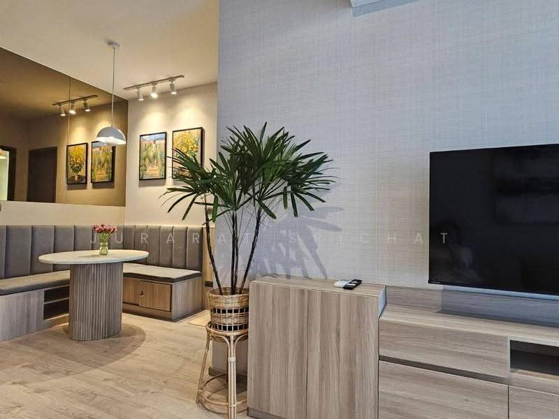 Rhythm Ekkamai Estate, Bangkok, Soi Sukhumvit 63, Khlongtoei Nua, Watthana, Bangkok, 1 Bedroom, 40 sqm, Condo For Rent, by Jurarat Srichat, 500624421 - DDproperty.com