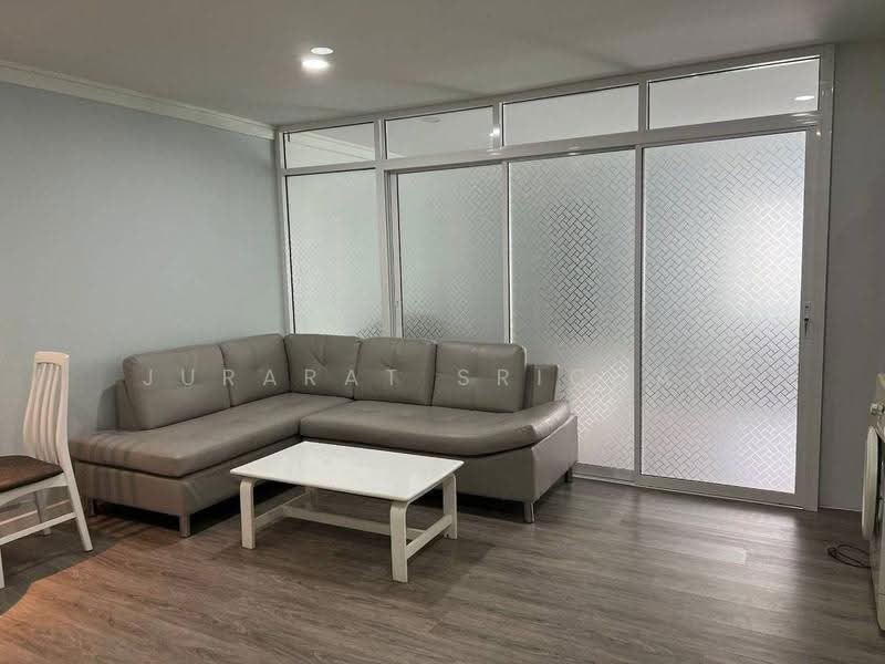 49 Suite Sukhumvit 49, Bangkok, 26 Soi Sukhumvit 49, Khlong Tan Nua, Watthana, Bangkok, 1 Bedroom, 40 sqm, Condo For Rent, by Jurarat Srichat, 500624454 - DDproperty.com