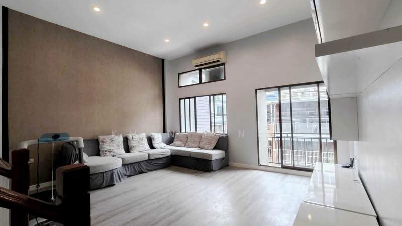 Baan Klang Muang Mengjai Ratchada 2, Bangkok, Soi Sahakanpramoon, Wang Thonglang, Bangkok, 3 Bedrooms, 164 sqm, Townhouse For Rent, by Khun Jane, 500624463 - DDproperty.com