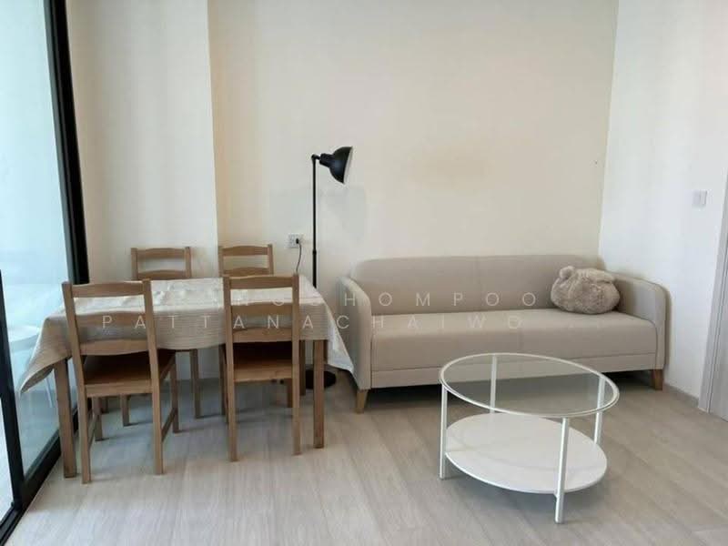 Life Asoke, Bangkok, Asoke-Dindang Road, Bang Kapi, Huai Khwang, Bangkok, 1 Bedroom, 36 sqm, Condo For Rent, by Tongchompoo Pattanachaiwongkoon, 500624475 - DDproperty.com