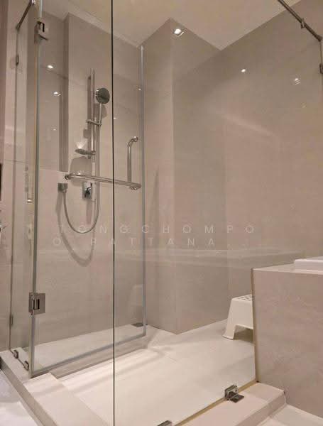 Vtara Sukhumvit 36, Bangkok, 118 Soi Saen Sabai, Phra Kanong, Khlong Toei, Bangkok, 2 Bedrooms, 65 sqm, Condo For Rent, by Tongchompoo Pattanachaiwongkoon, 500624501 - DDproperty.com