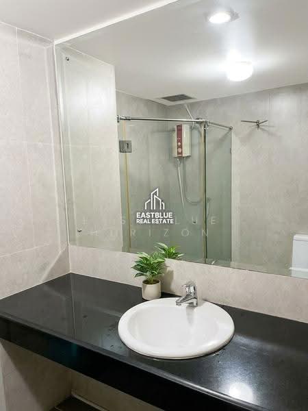 Royal Park 3 Ari-Paholyothin, Bangkok, Phaholyothin, Samsen Nai, Phaya Thai, Bangkok, 3 Bedrooms, 44 sqm, Condo For Sale, by Eastblue Horizon, 500624504 - DDproperty.com