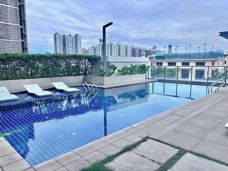 Regal Sathon-Naradhiwas, Bangkok, Naradhiwas Rajanagarindra Road, Thung Maha Mek, Sathon, Bangkok, 1 Bedroom, 35 sqm, Condo For Sale, by Tongchompoo Pattanachaiwongkoon, 500624578 - DDproperty.com