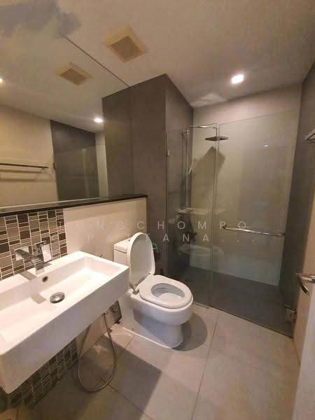Urbano Absolute Sathon-Taksin, Bangkok, 345 Charoen Nakhon 14/2 Alley, Khlong Ton Sai, Khlong San, Bangkok, 1 Bedroom, 37 sqm, Condo For Rent, by Tongchompoo Pattanachaiwongkoon, 500624603 - DDproperty.com