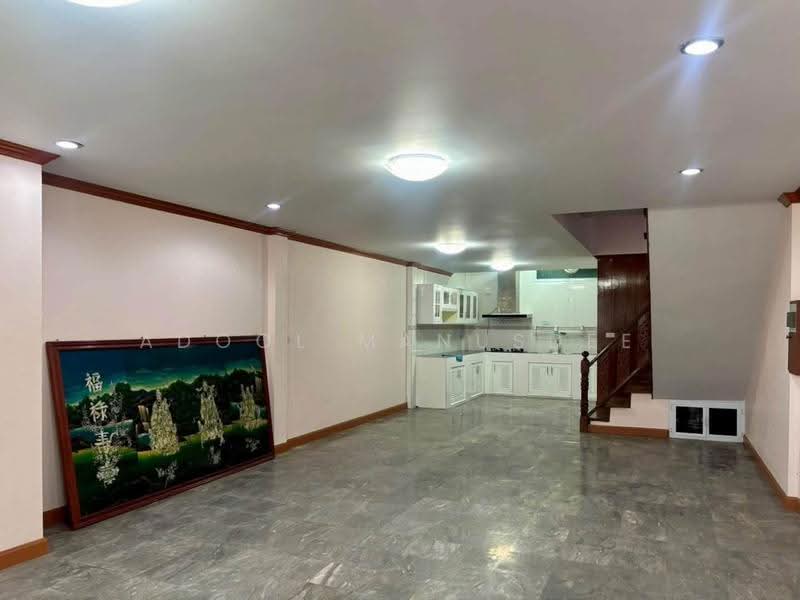 หมู่บ้านปิติวรรณ ปากน้ำโพ นครสวรรค์, นครสวรรค์, Nakhon Sawan, สวรรค์วิถี ซอย 24, Pak Nam Pho, Muang Nakhon Sawan, Nakhon Sawan, 4 Bedrooms, 150 sqm, Townhouse For Sale, by Adool Manusdee, 500624627 - DDproperty.com