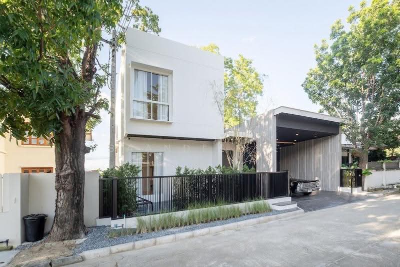 Pool Villa ให้เช่า ใกล้กาดฝรั่ง เพียง 5 นาที ค่าเช่า 95,000 บาท / เดือน รหัสทรัพย์ : No.14P035, เชียงใหม่, บ้านแหวน, หางดง, เชียงใหม่, 400 ตร.ม., บ้านเดี่ยว ให้เช่า, โดย Baandeedee Chiangmai, 500624631 - DDproperty.com